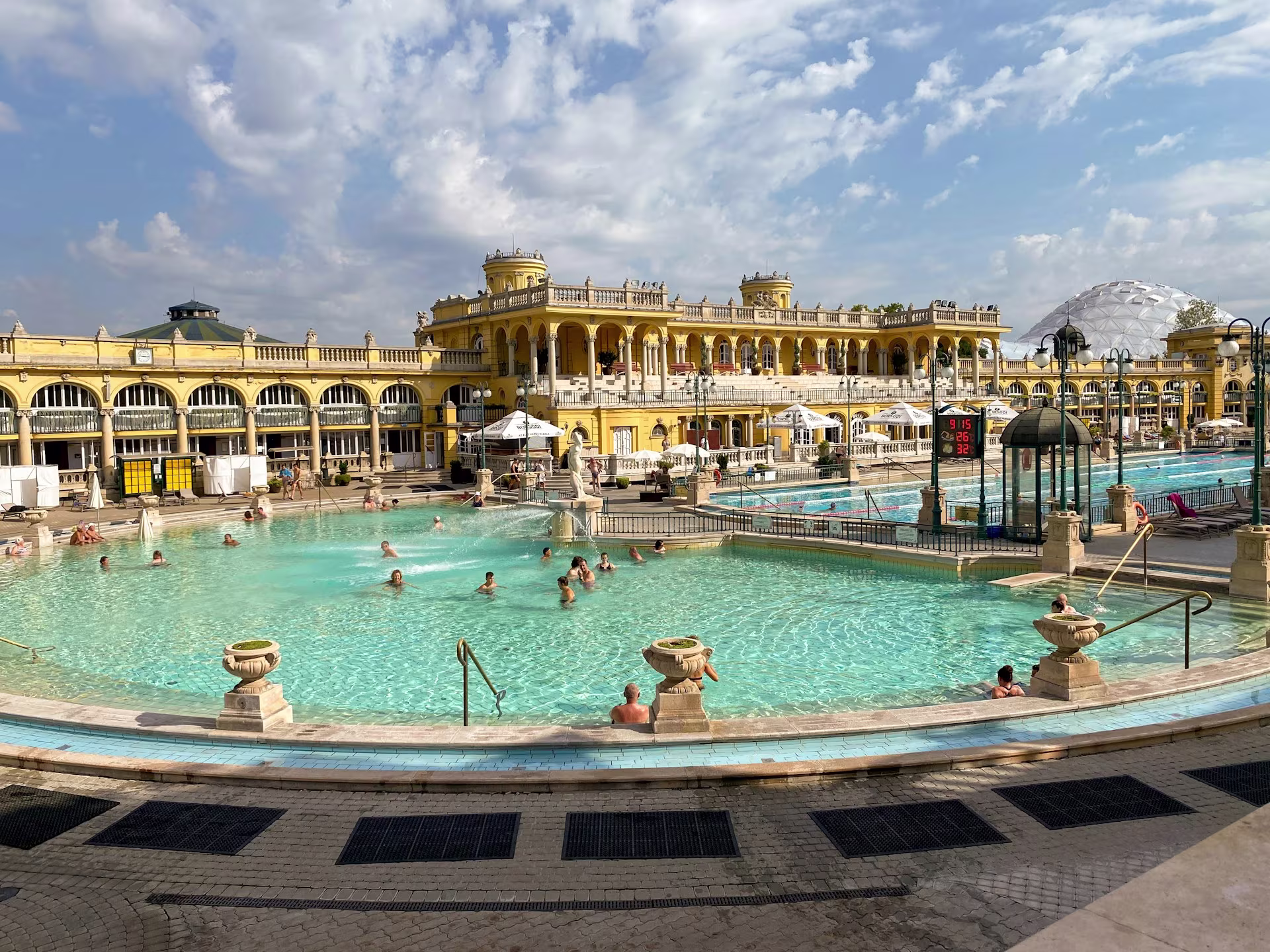 Jetzt Budapest Angebote in den Sommerferien entdecken Budapest Angebote in den Sommerferien